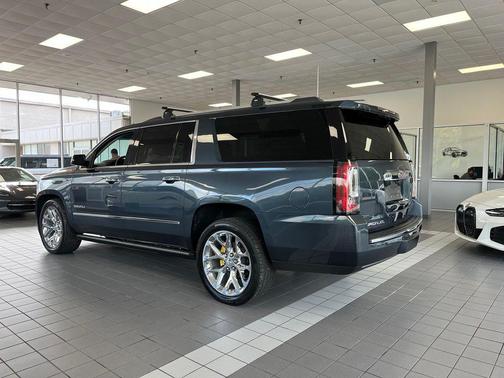 Dark Sky Metallic 2019 GMC Yukon XL Denali