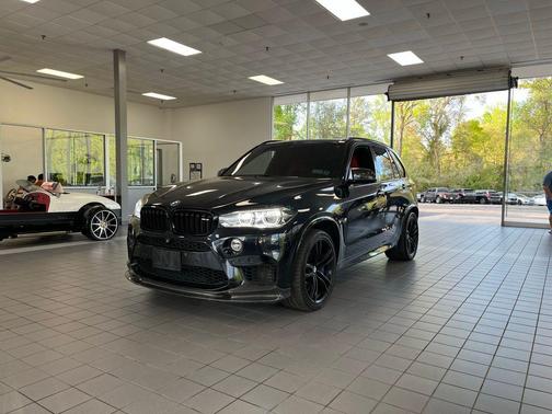 Carbon Black Metallic 2018 BMW X5 M Base