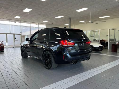 Carbon Black Metallic 2018 BMW X5 M Base