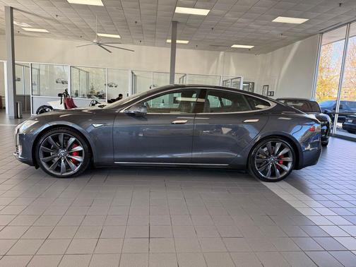 2015 Tesla Model S P85D