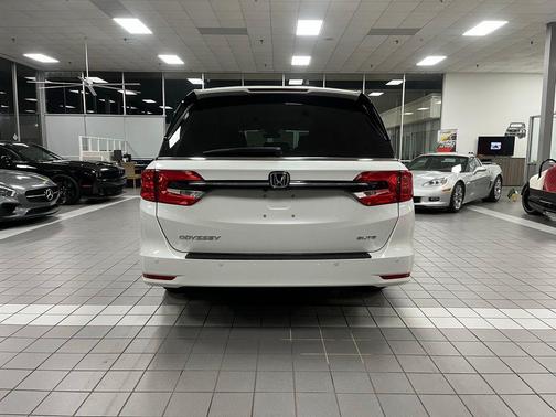 2022 Honda Odyssey Elite