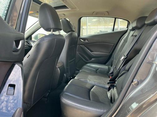 2017 Mazda Mazda3 Touring 2.5