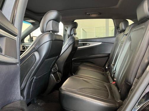 Velvet 2016 Lincoln MKX Reserve