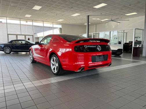 2014 Ford Mustang GT Premium