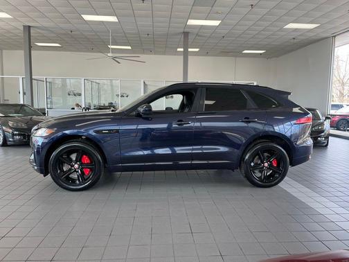 2018 Jaguar F-PACE 30t R-Sport