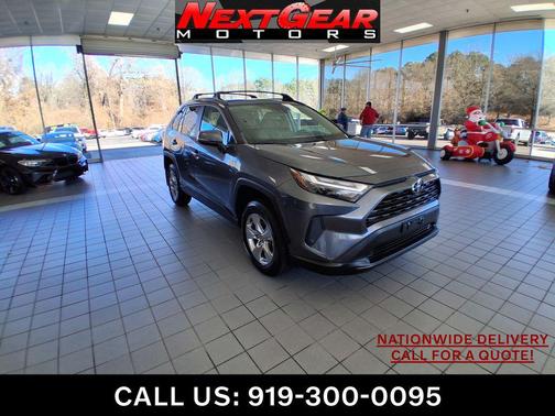 2023 Toyota RAV4 XLE