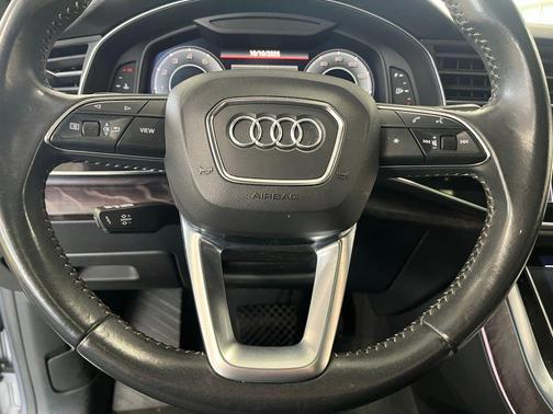 2019 Audi Q8 3.0T Premium Plus