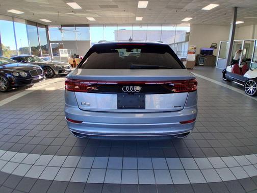 2019 Audi Q8 3.0T Premium Plus