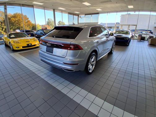 2019 Audi Q8 3.0T Premium Plus