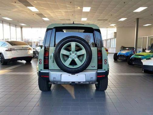 2023 Land Rover Defender 90 75th Edition