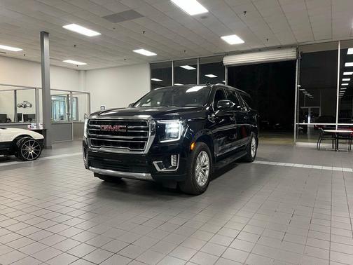2021 GMC Yukon XL SLT