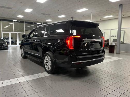 2021 GMC Yukon XL SLT