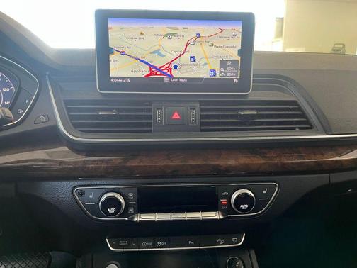 Matador Red Metallic 2018 Audi Q5 2.0T Tech Premium