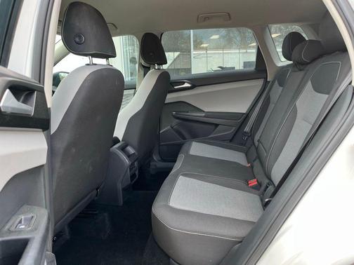 2022 Volkswagen Taos 1.5T S