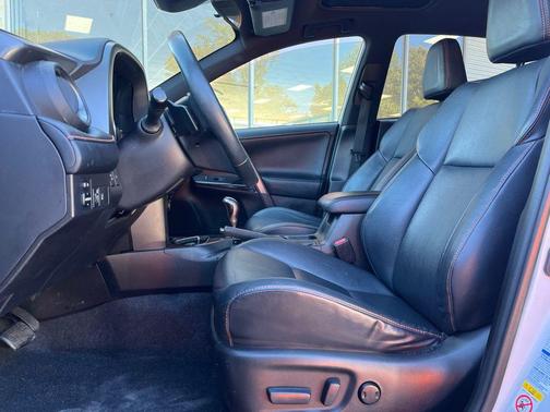 2016 Toyota RAV4 SE