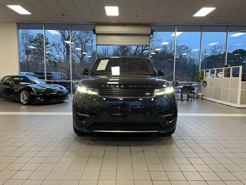 2023 Land Rover Range Rover Sport SE