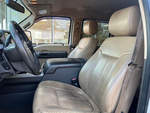 2013 Ford F-250 Lariat