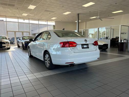 2014 Volkswagen Jetta Auto SE w/Connectivity