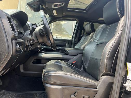 2020 RAM 3500 Limited Mega Cab 4x4 6'4' Box