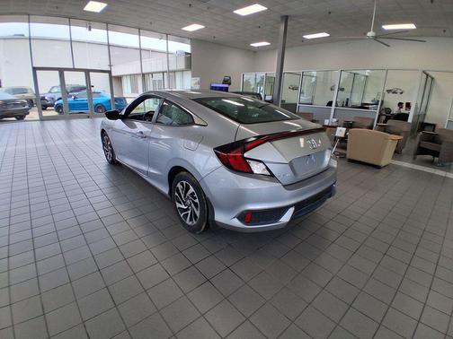2017 Honda Civic LX-P