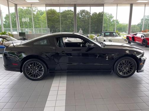 2014 Ford Shelby GT500 Base