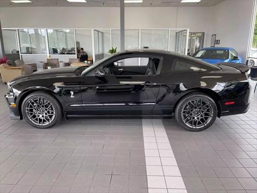 2014 Ford Shelby GT500 Base