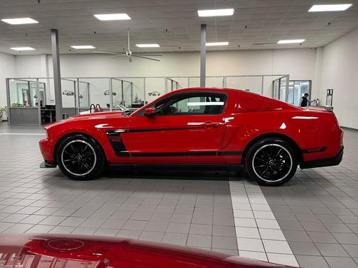 2012 Ford Mustang Boss 302