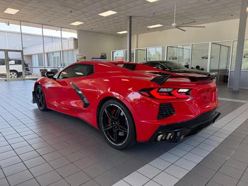 Torch Red 2021 Chevrolet Corvette Stingray w/2LT