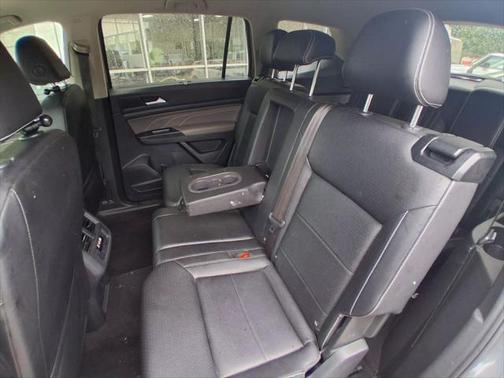2021 Volkswagen Atlas 3.6L SE w/Technology