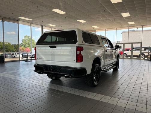 Summit White 2019 Chevrolet Silverado 1500 LT Trail Boss