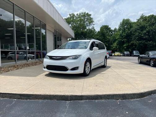 2018 Chrysler Pacifica Touring-L Plus