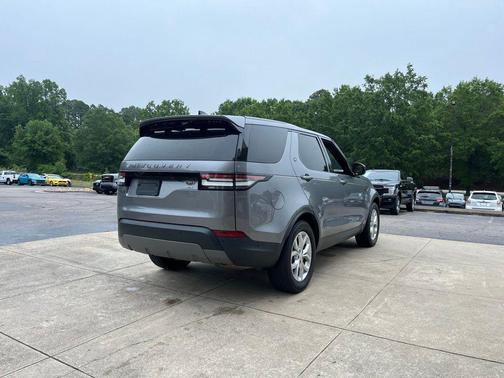 Gray 2020 Land Rover Discovery SE