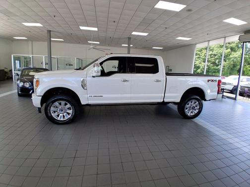 2019 Ford F-350 Platinum
