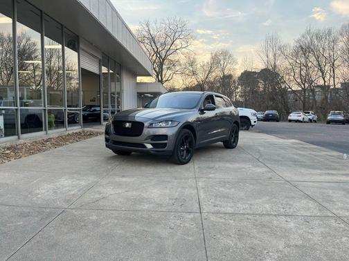 2019 Jaguar F-PACE 30t Prestige
