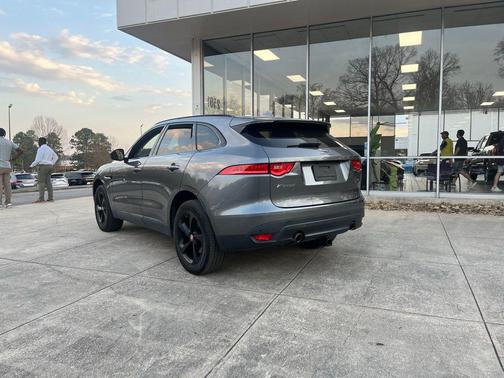 2019 Jaguar F-PACE 30t Prestige