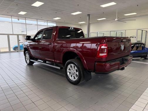2022 RAM 2500 Laramie Crew Cab 4x4 6'4' Box