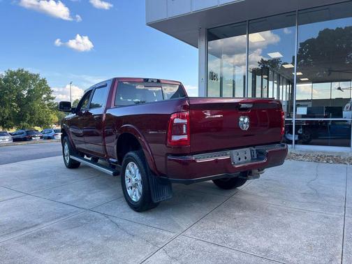 2022 RAM 2500 Laramie Crew Cab 4x4 6'4' Box