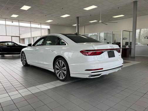 2021 Audi A8 L 60