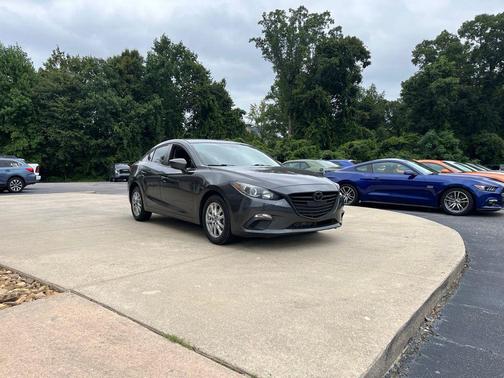 2016 Mazda Mazda3 i Sport