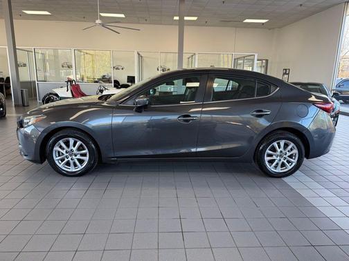 2016 Mazda Mazda3 i Sport