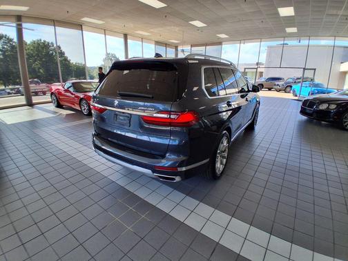 2019 BMW X7 xDrive40i