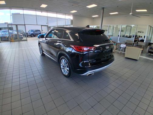 2022 INFINITI QX50 PURE