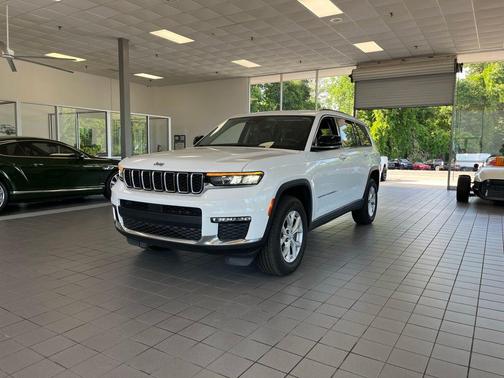 Bright White Clearcoat 2023 Jeep Grand Cherokee L Limited