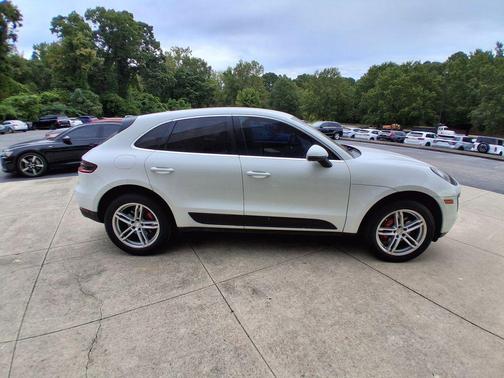 2016 Porsche Macan S