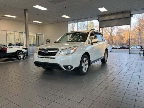 Satin White Pearl 2015 Subaru Forester 2.5i Premium