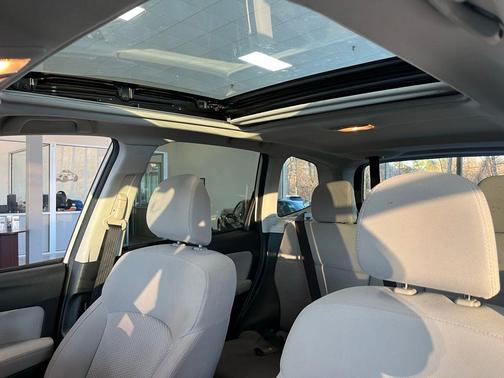 Satin White Pearl 2015 Subaru Forester 2.5i Premium