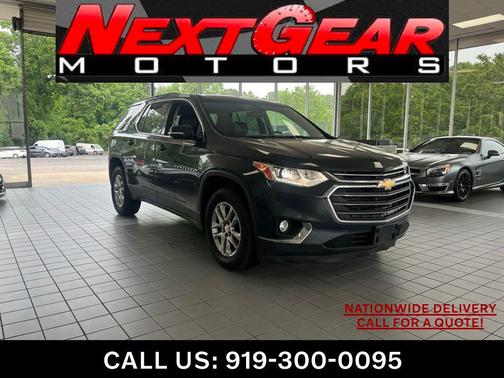 Graphite Metallic 2019 Chevrolet Traverse LT Cloth
