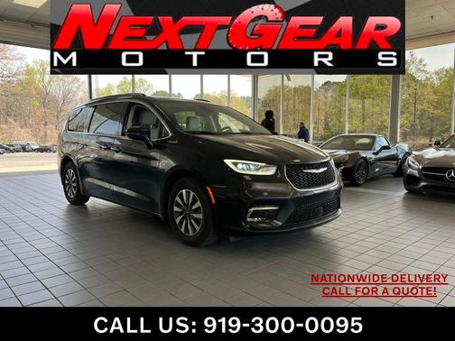 2021 Chrysler Pacifica Hybrid Touring L