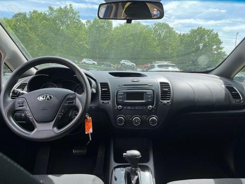 Deep Sea Blue 2017 Kia Forte LX