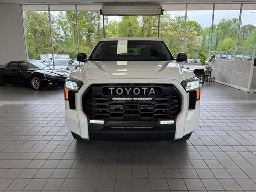 Ice Cap 2024 Toyota Tundra SR5